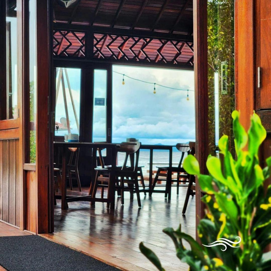 Coriana Dive Resort Waisai Экстерьер фото